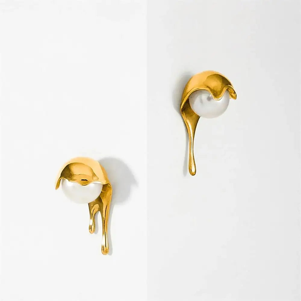Major Flare Irregular Melting Pearl Earrings - Pearl Statement Earrings Major Flare Irregular Melting Pearl Earrings - Pearl Statement Earrings